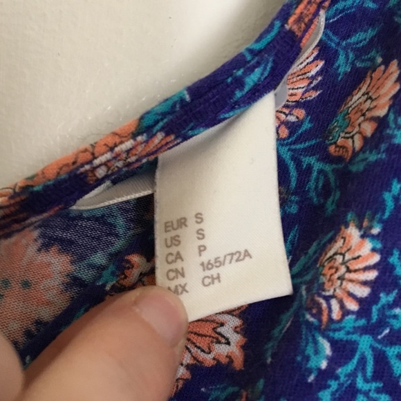 Flowery romper - Picture 5 of 5